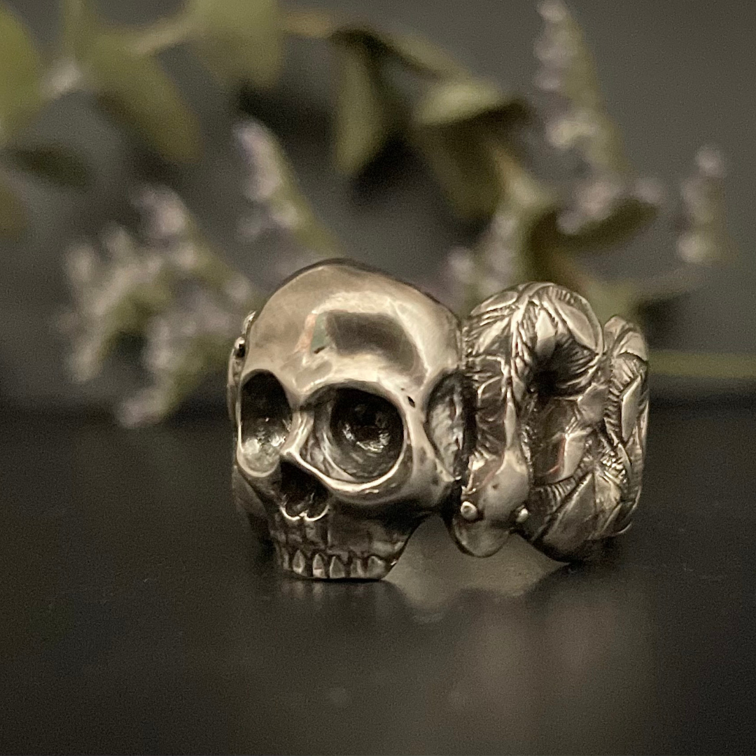 MEMENTO MORI :: Belle Morte No.1 :: Serpent and Skulls Ring