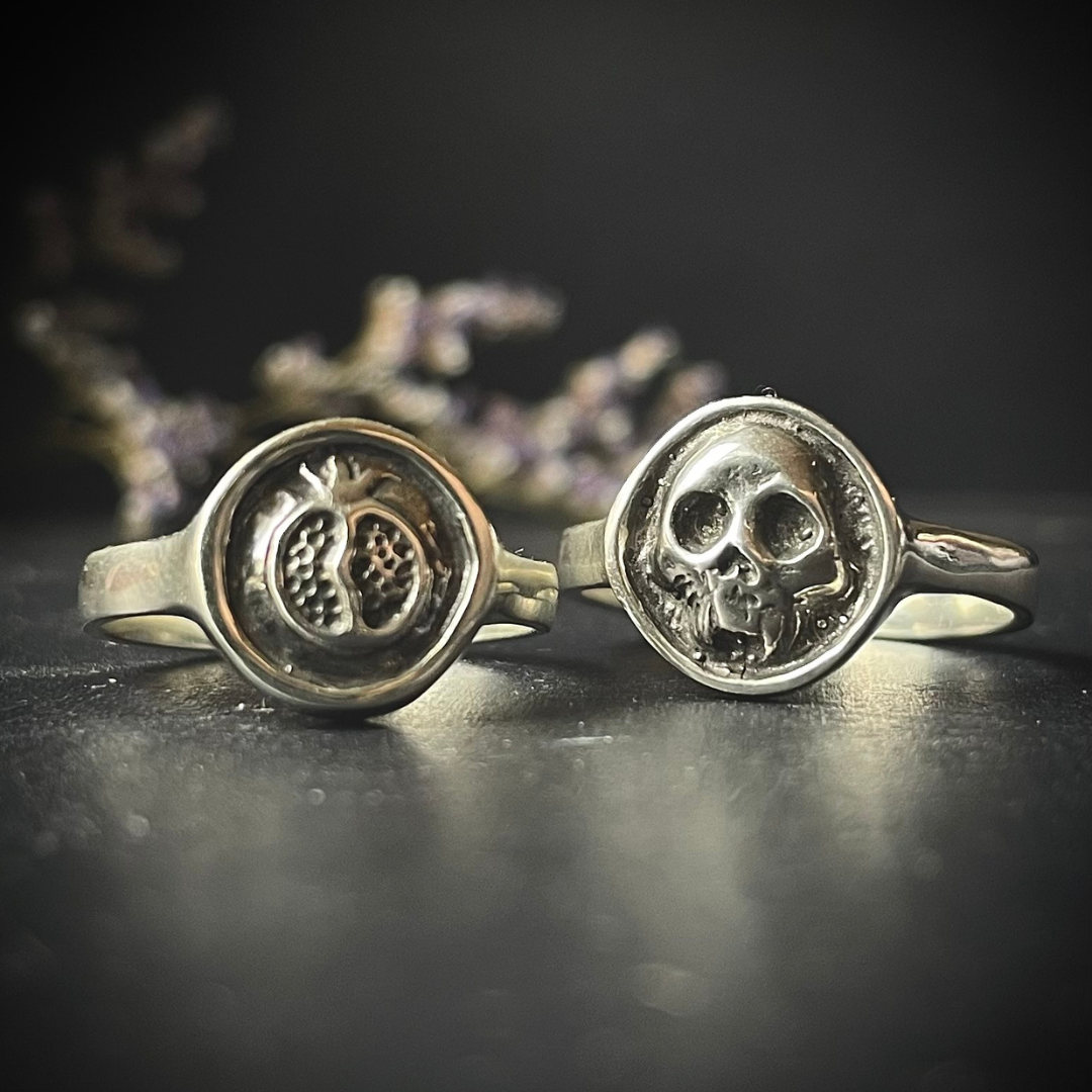MEMENTO MORI. :: Signet ring :: PERSEPHONE no.1