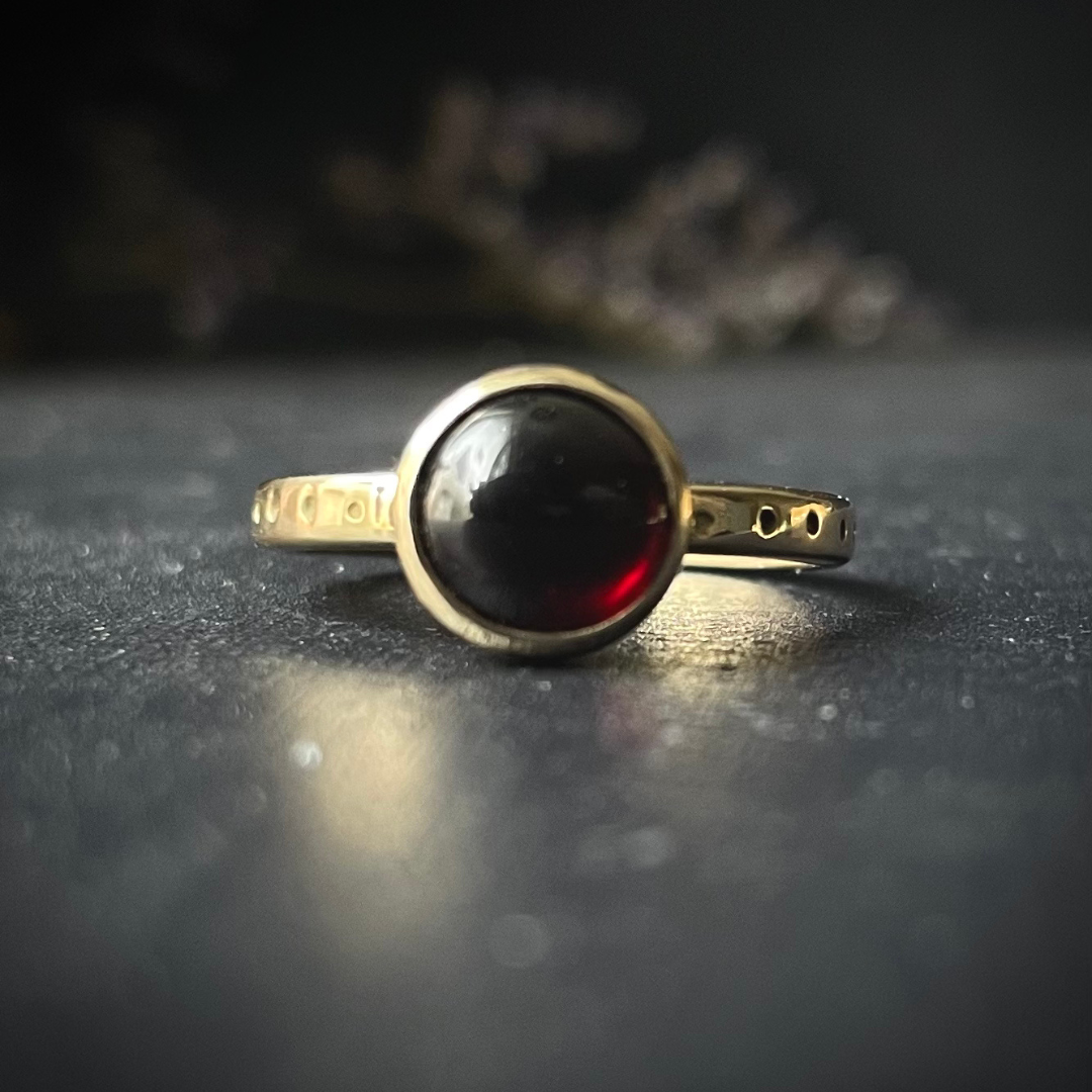 LUX  ::  Vampire&#39;s Kiss  ::  Garnet solitaire in 14k gold