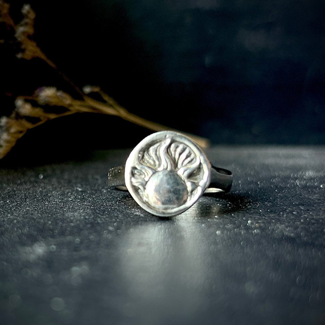 INSIGNIA  ::  Signet No.3  :: The Sun