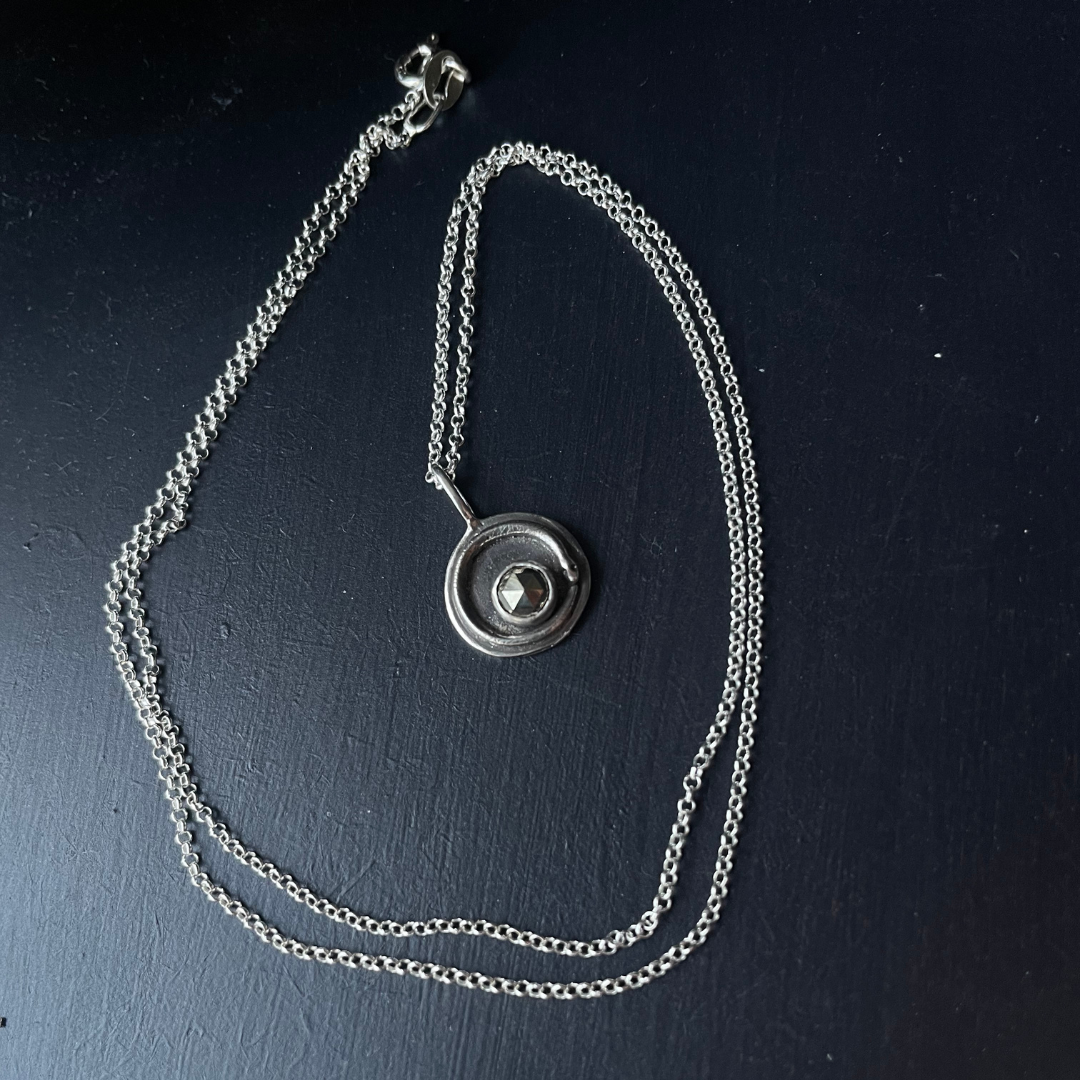 SERPENT SISTERS  ::  Obelle  ::  stars