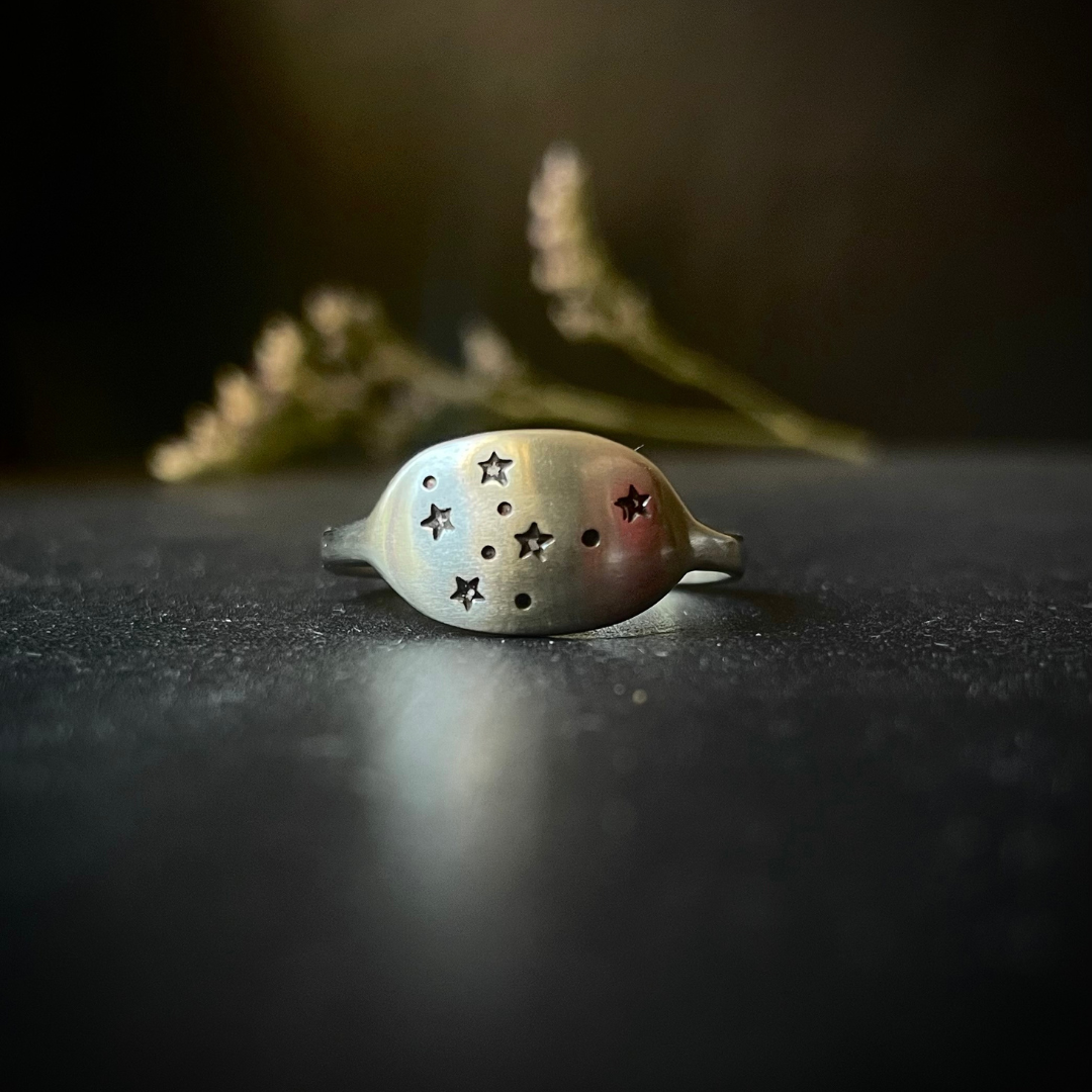 KEEPSAKE  ::  Signet Ring No.1  ::  Birth Stars