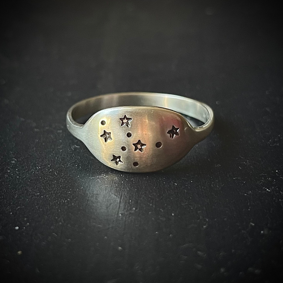 KEEPSAKE  ::  Signet Ring No.1  ::  Birth Stars