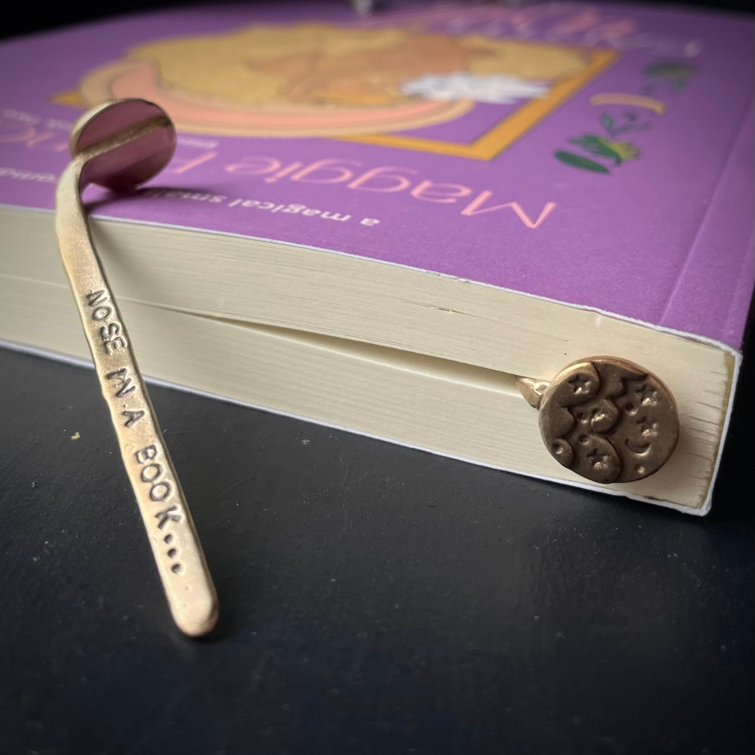 BOOK BLING  ::  Bronze Bookmark  ::  A luxurious bookish gift  ::  Book Jewellery
