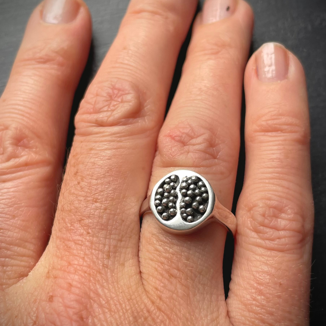 MEMENTO MORI  ::  Signet no.3. ::  HADES