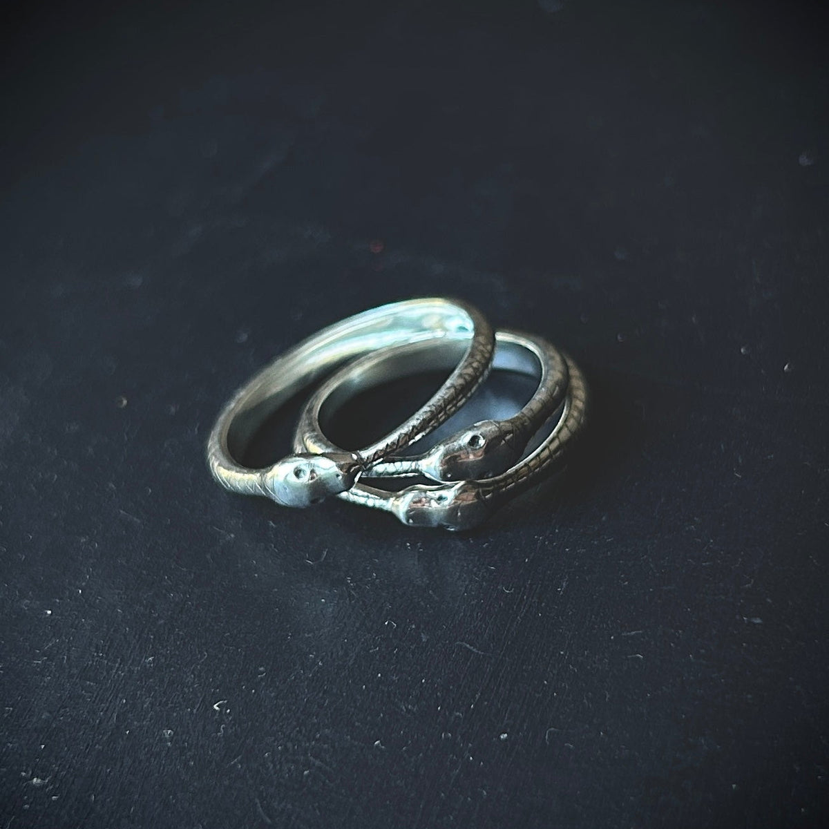 Serpent Sisters  ::  Odette