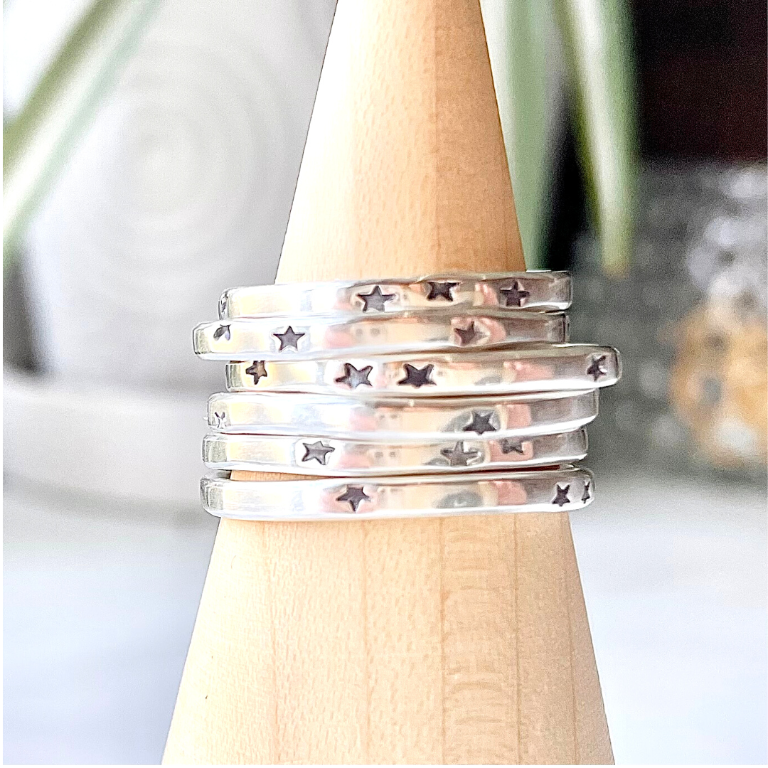 NATURA ::  Starry Nights band in Sterling Silver